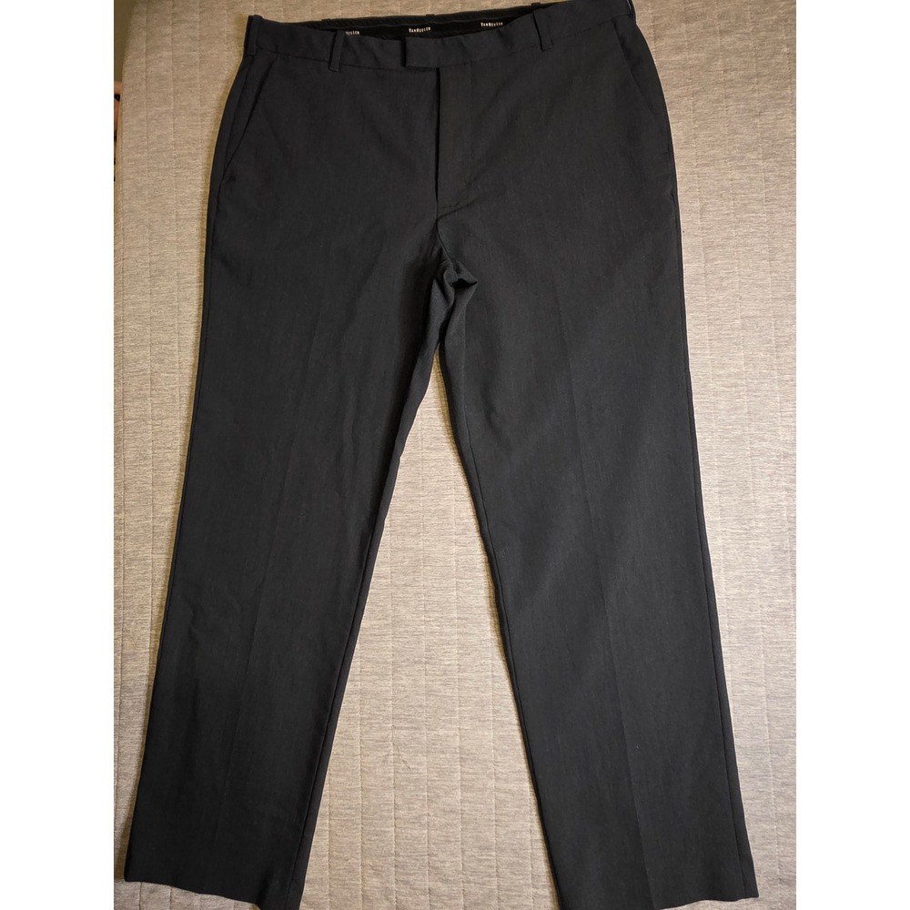 1404 Van Heusen Mens Dress Pants Charcoal Grey 36x30 Straight Leg Trousers